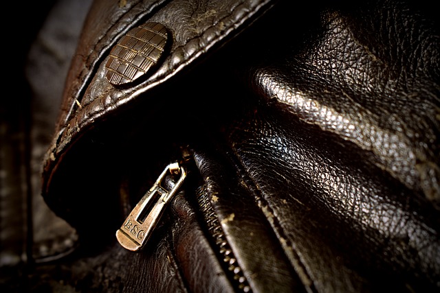 leather-jacket-6773269_640